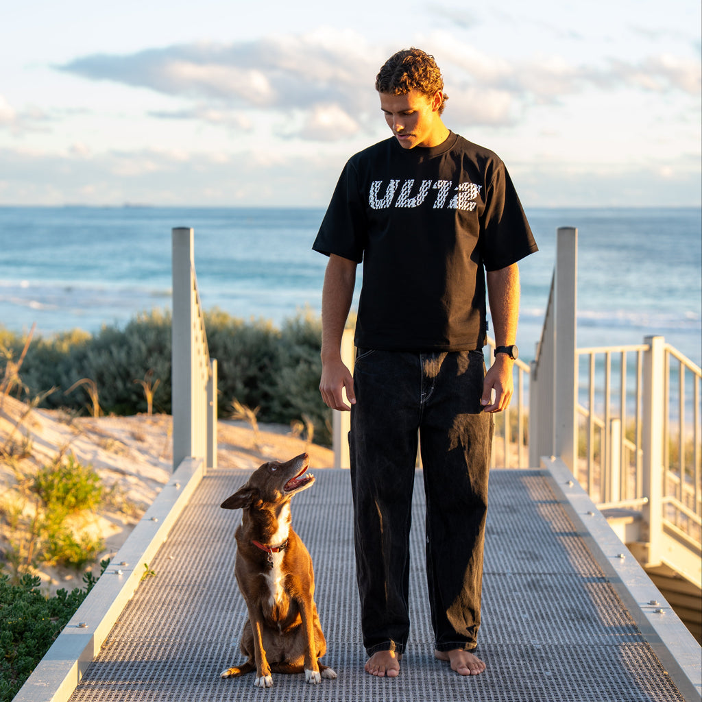 BLACK DRAWSTRING TSHIRT